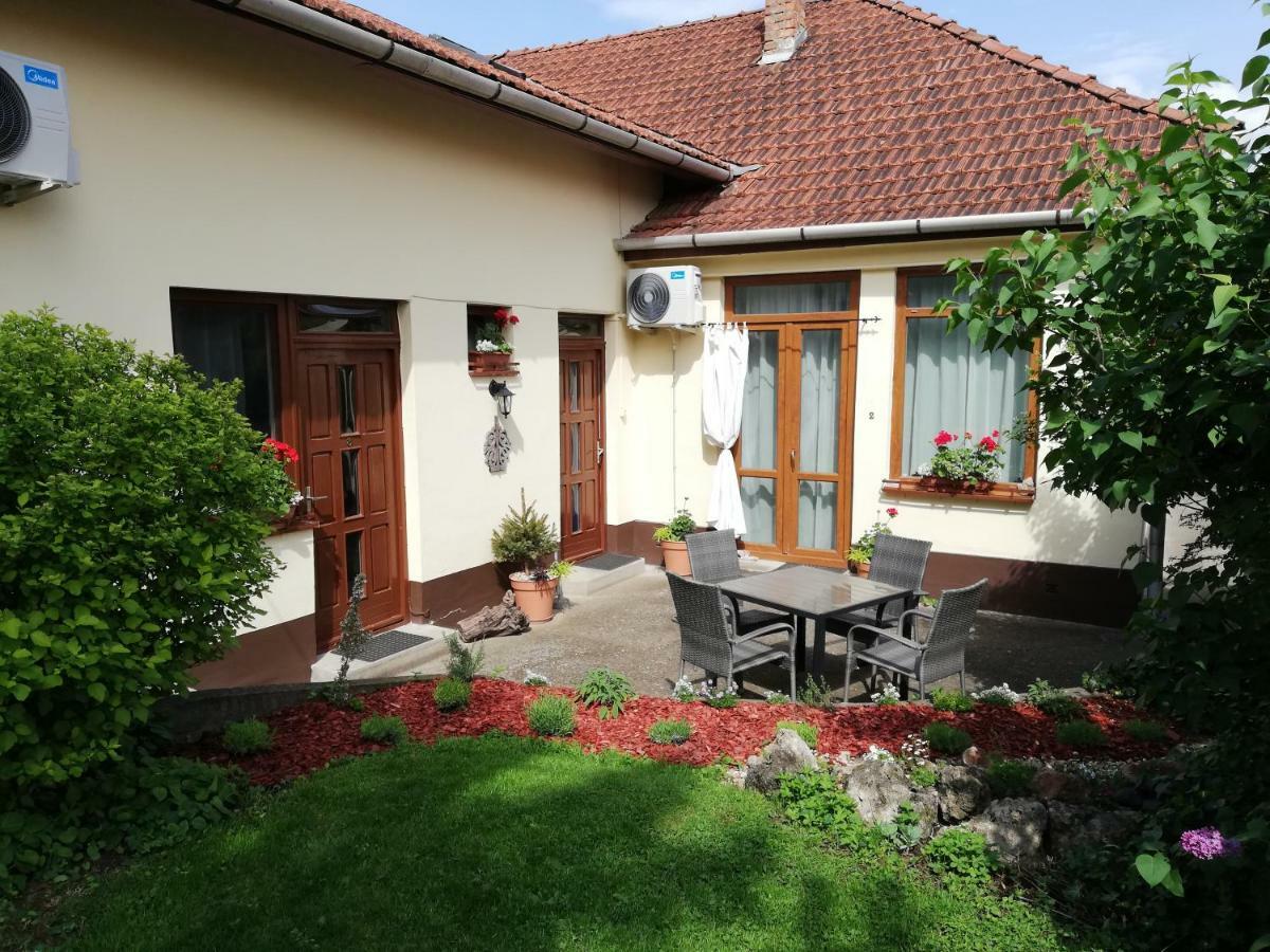 Gyöngyszem Vendégház Eger Exterior foto