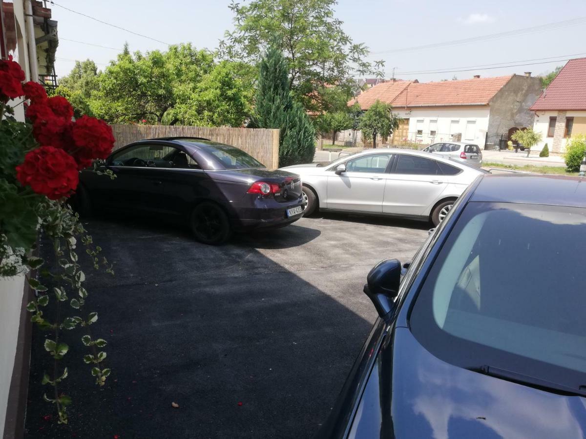 Gyöngyszem Vendégház Eger Exterior foto